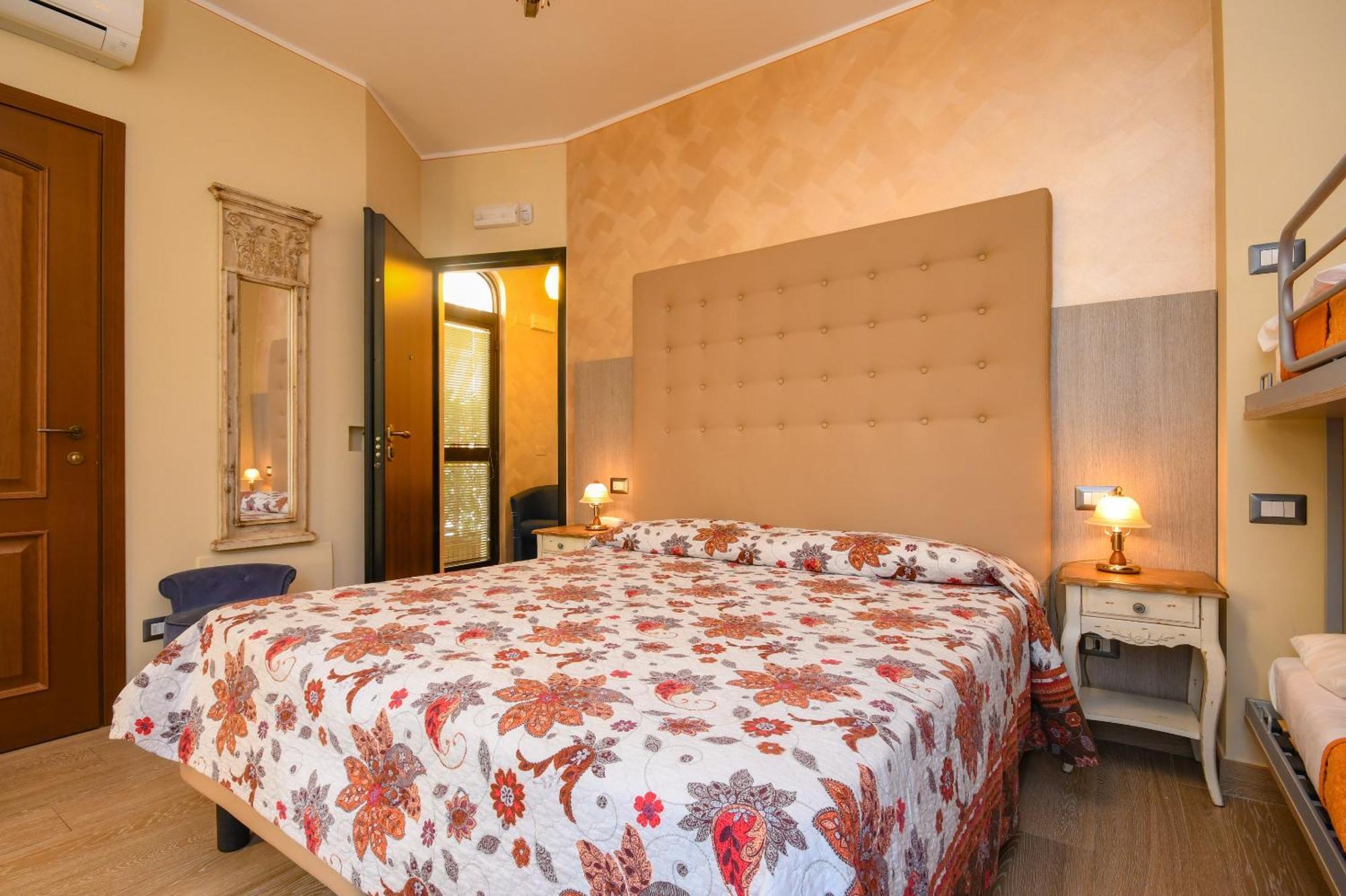 Appartamenti America Sirmione Kültér fotó